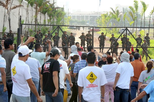 honduran-coup2