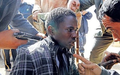 tumblr_lntb6yWr2b1qd03s5o1_400