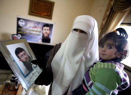 ipad-art-wide-7_Palestine-420x0