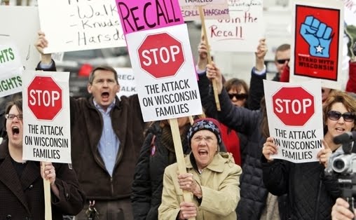 Scott walker sucks Wisconsin_Budget_Unions_Protest