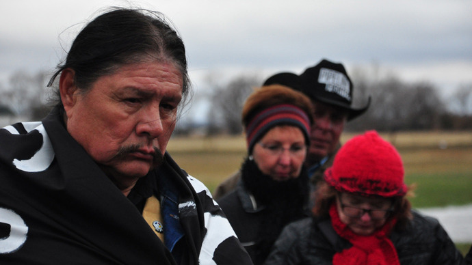 People opposed to the Keystone XL pipeline gather in prayer in Fullerton, Nebraska (AFP Photo / Guillaume Mayer)