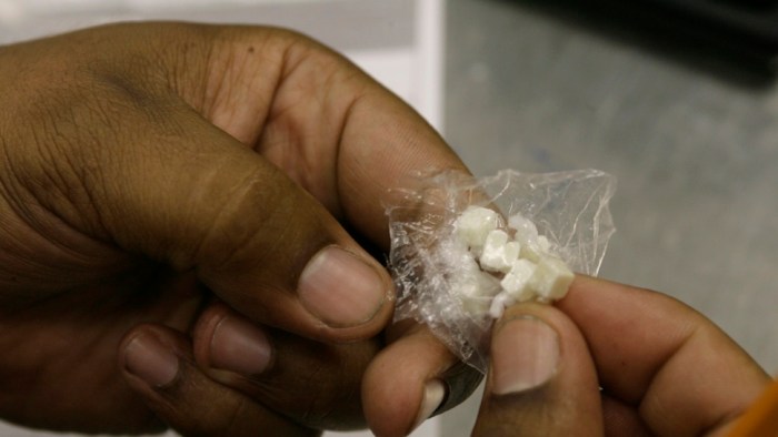 Crack Hopeful Prisoners