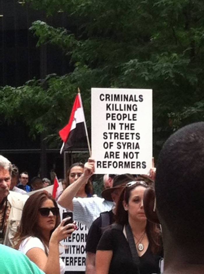 1231442_10151824708390690_1393173215_n