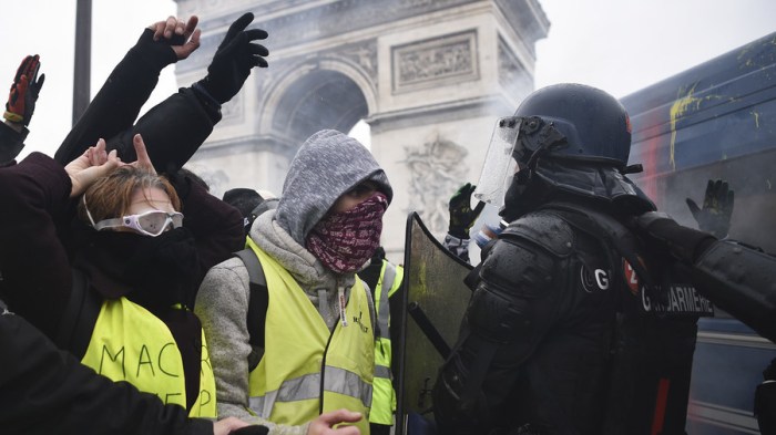yellowvest